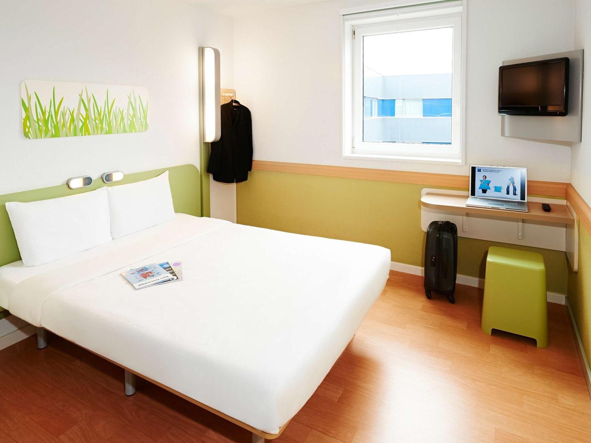 ibis budget Roye Roye  Buitenkant foto